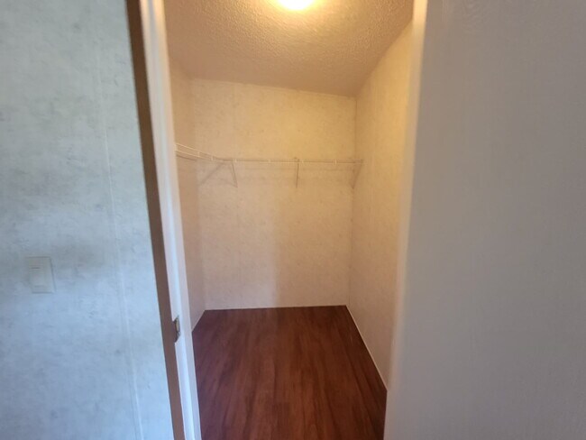 Building Photo - 4541 Deer Run Rd