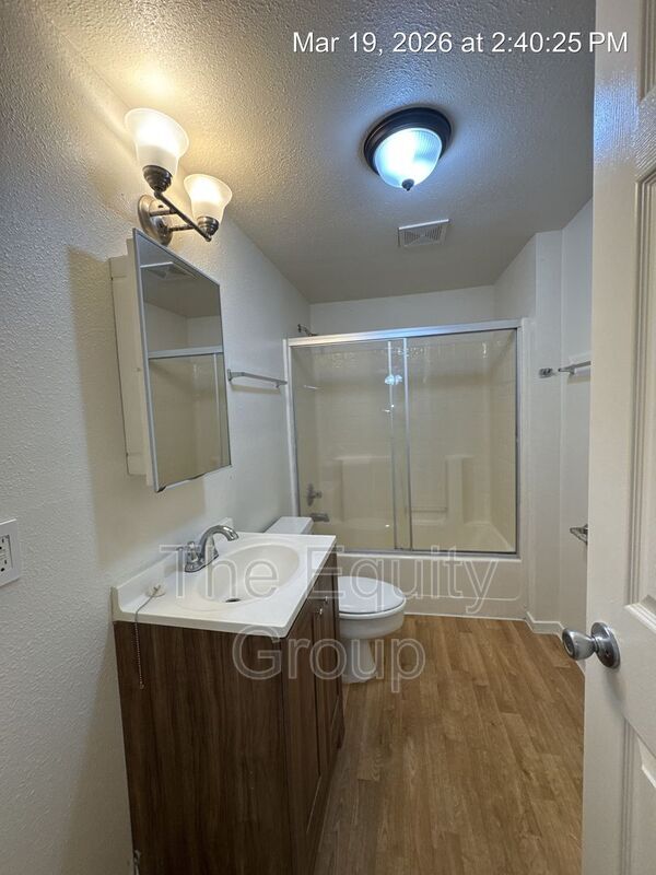 Building Photo - 610 Pickerell Ave