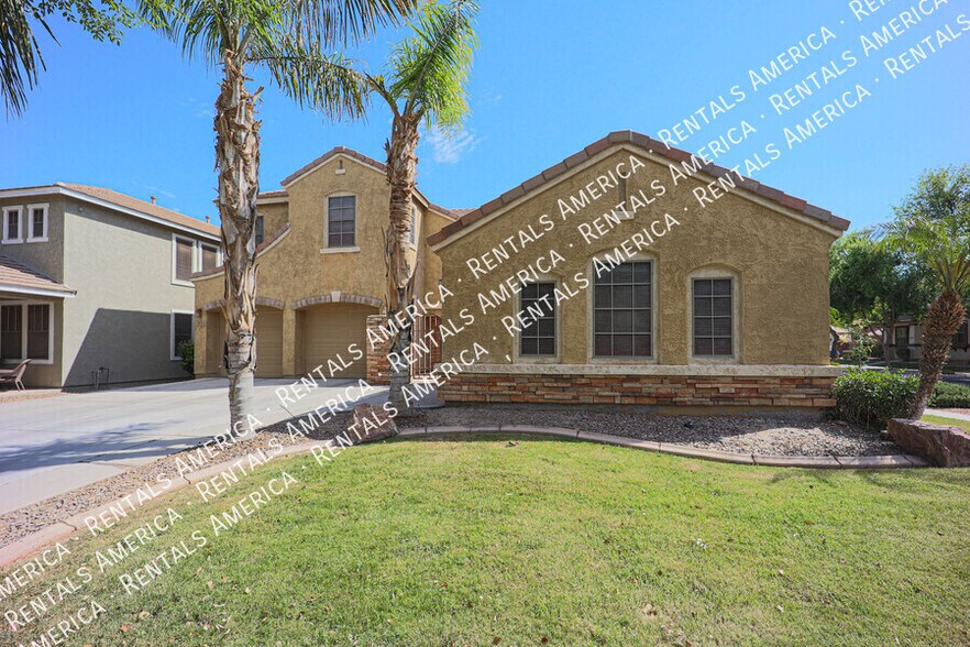 Building Photo - 3854 E Parkview Dr