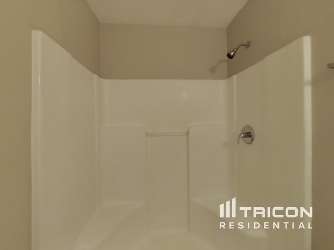 Building Photo - 3149 Sextant Dr
