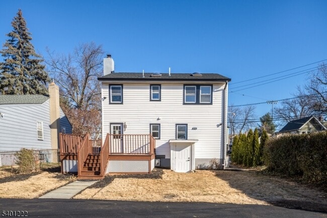 Building Photo - 21 Lombardy Pl