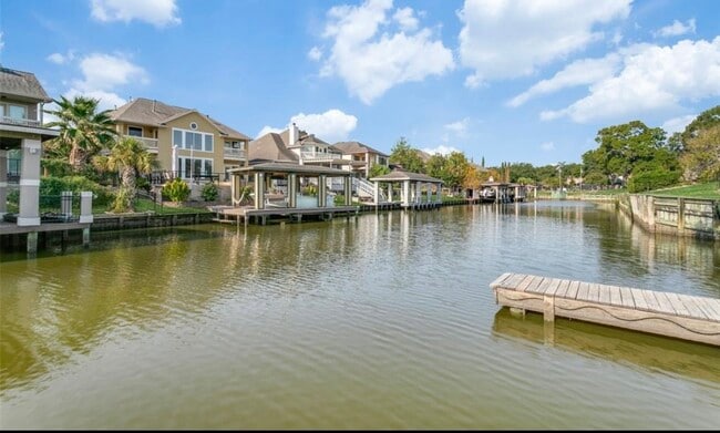 Building Photo - 2601 Broussard Ct