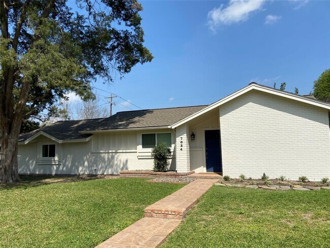 Primary Photo - 7034 Sharpview Dr