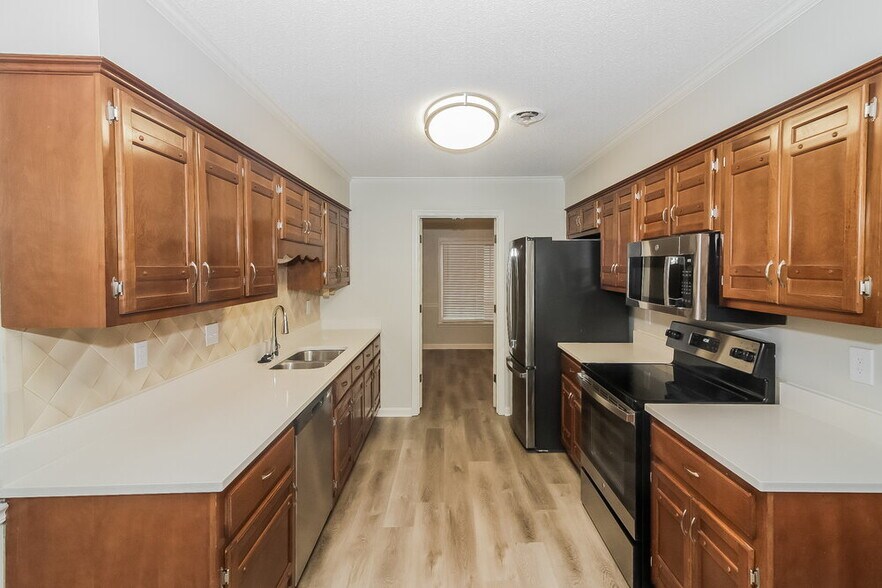 Building Photo - 4102 Auster Cove