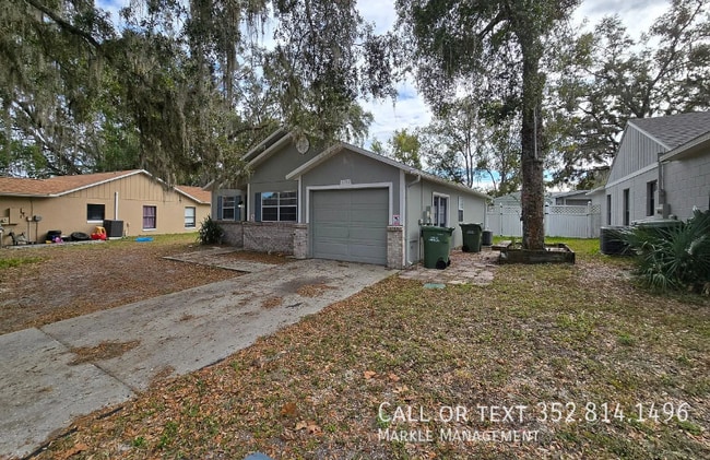 Building Photo - 2703 Lorraine Dr