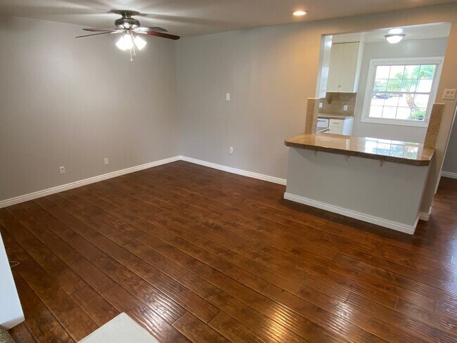 Building Photo - Granite Hills 4 Bedroom Home!