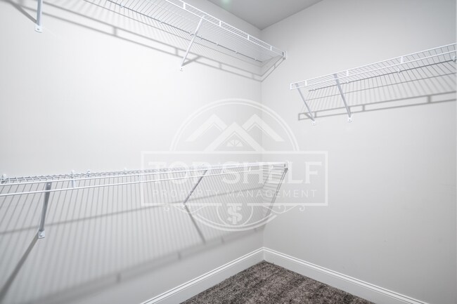 Building Photo - 312 Lincoln St