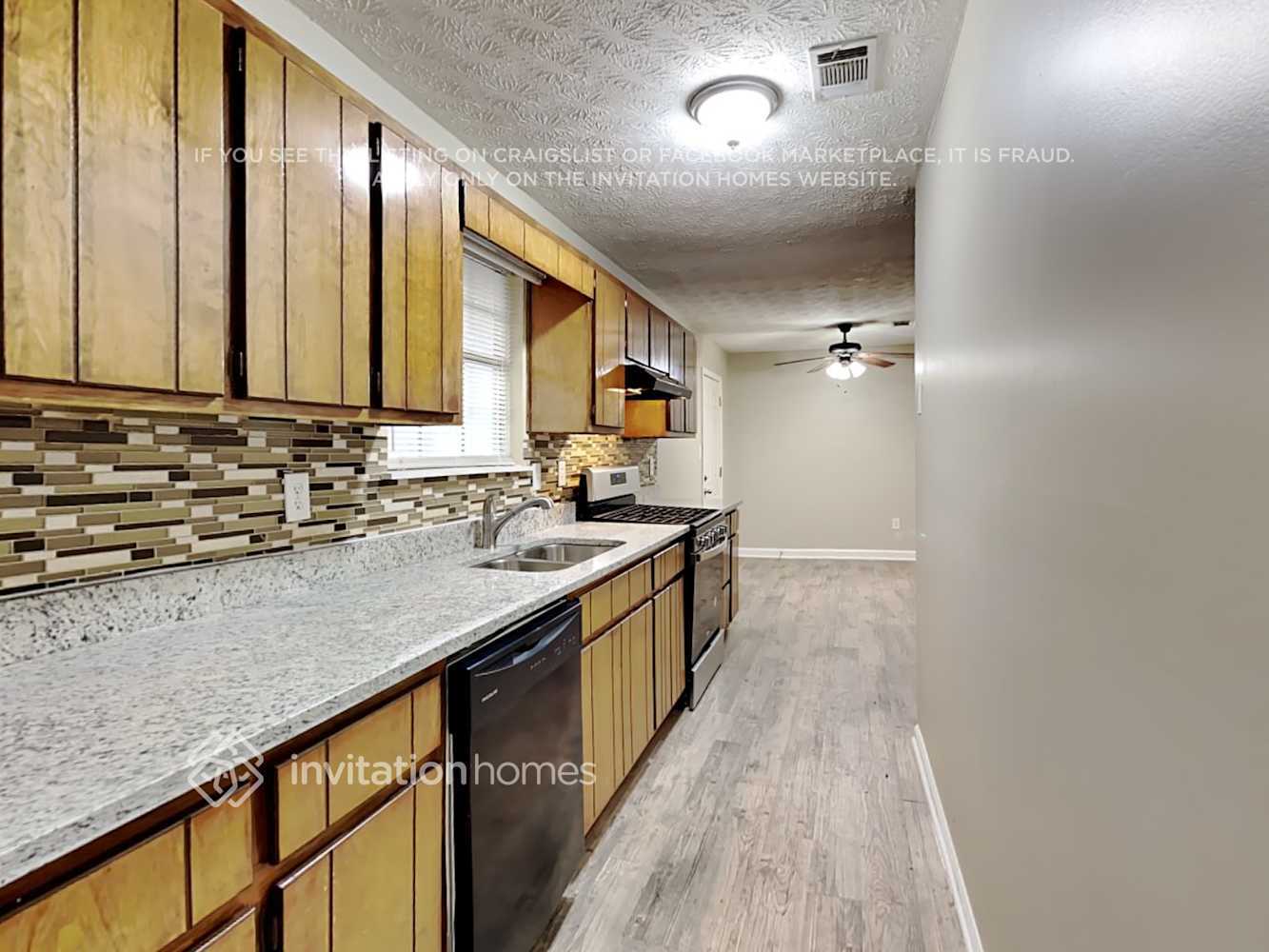 Building Photo - 148 Oakland Cir