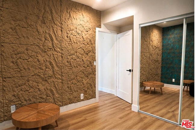 Building Photo - 22450 Dolorosa St