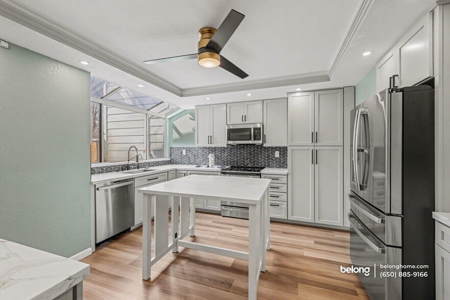 Building Photo - 169 Heron Dr