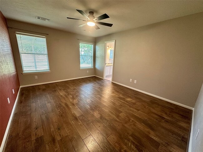 Building Photo - 18410 Cypress Meade Ln
