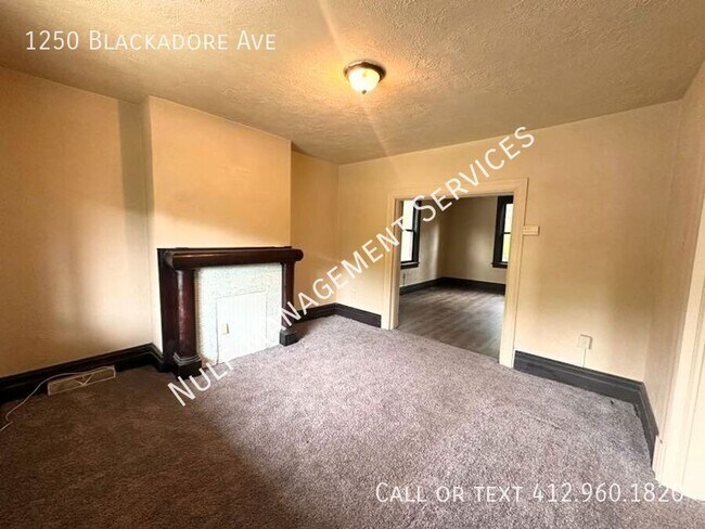 Building Photo - 1250 Blackadore Ave