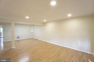Building Photo - 1379 Gwynedale Way
