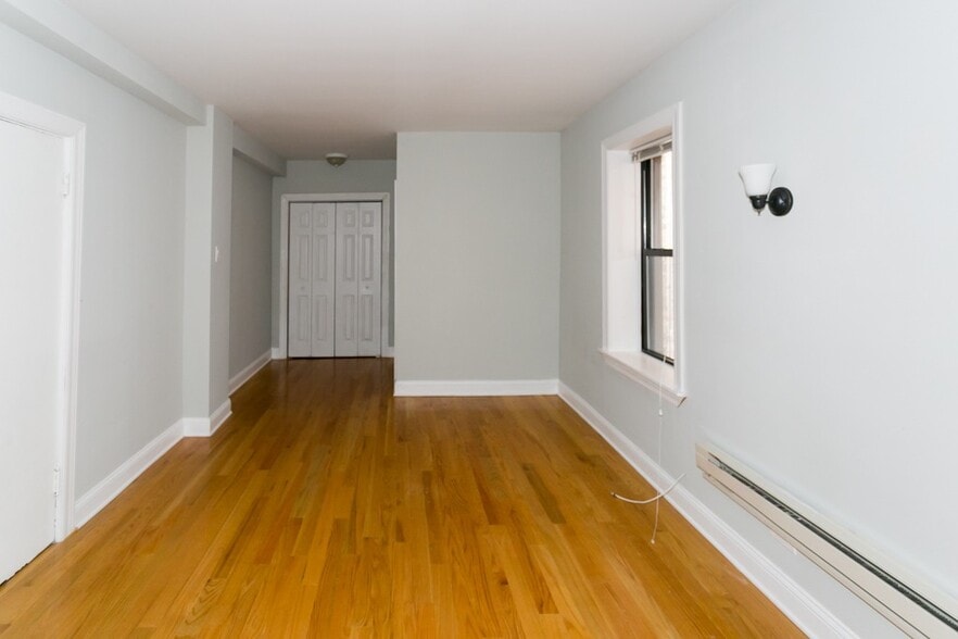 Building Photo - 1314 N Dearborn St