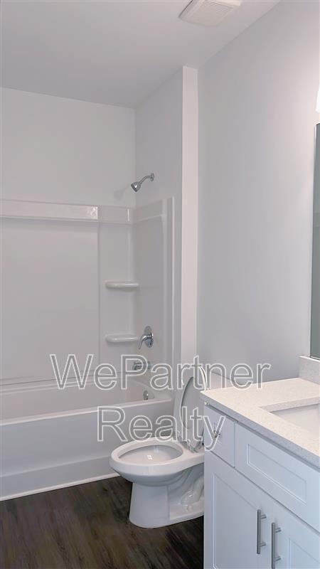 Building Photo - 3 Sandstone Dr