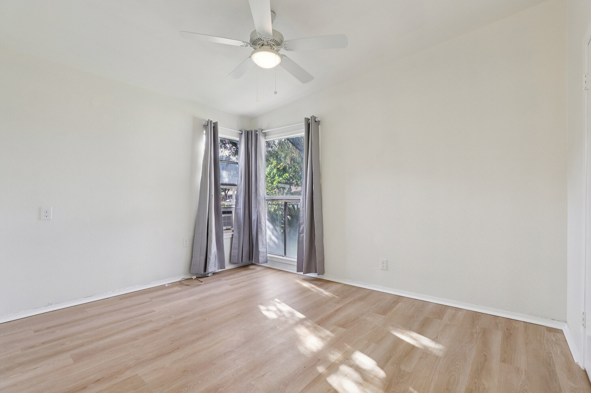 Building Photo - 4307 Skelton Dr