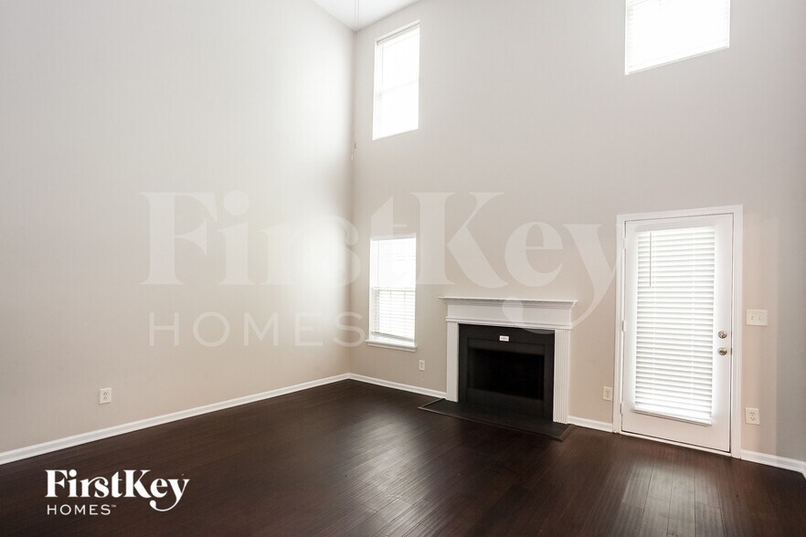 Building Photo - 5842 Brookfield Pointe Dr