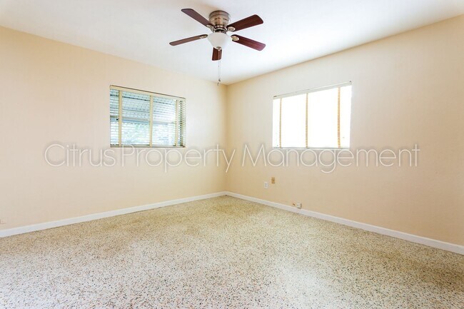 Building Photo - Charming Apartment in Thornton Park