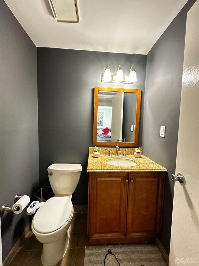 Building Photo - 107 Thoreau Dr