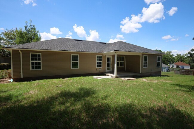 Building Photo - 3990 Rock Hollow