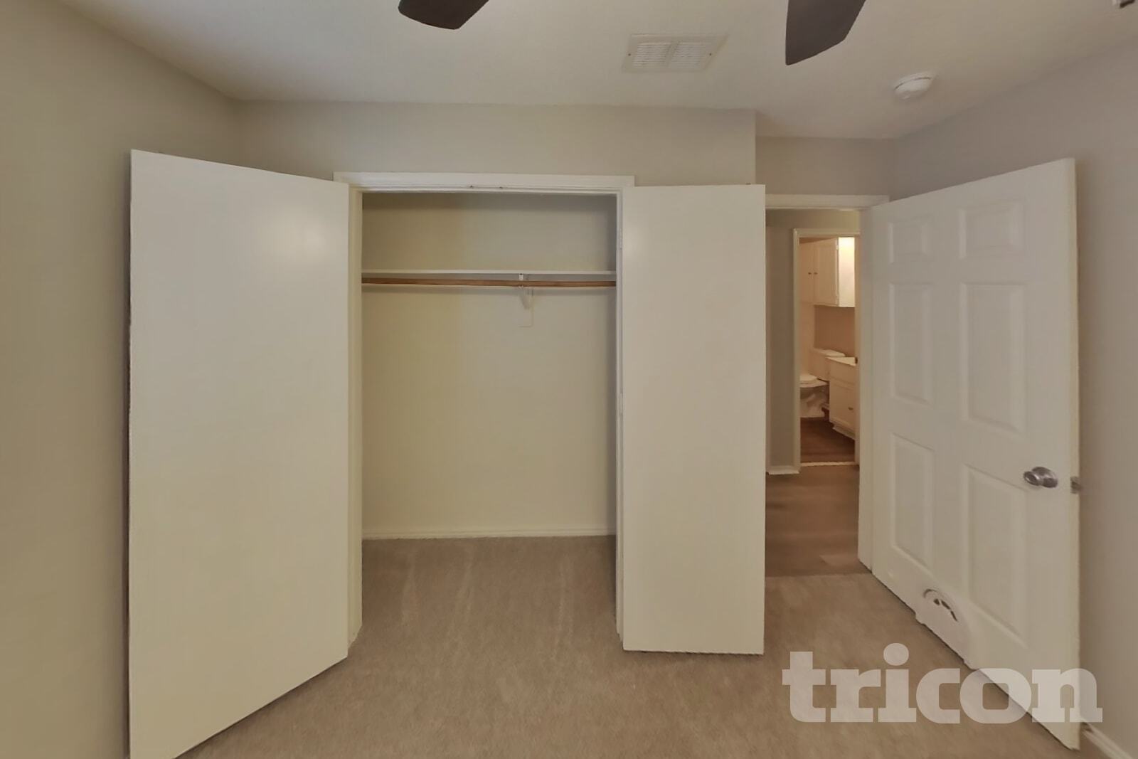 Building Photo - 1525 Juniper Ln