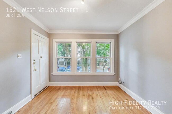 Building Photo - 1521 W Nelson St