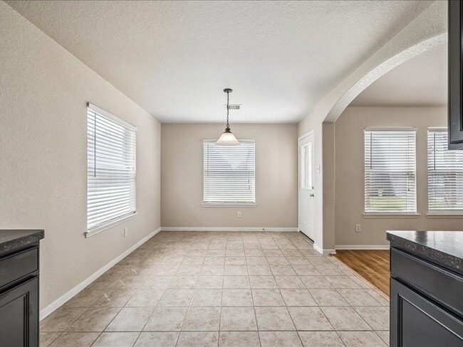 Building Photo - 2715 Gaelic Green St