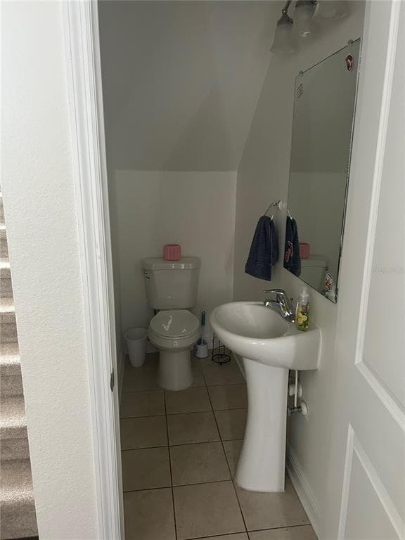 Building Photo - 2128 W Walnut St