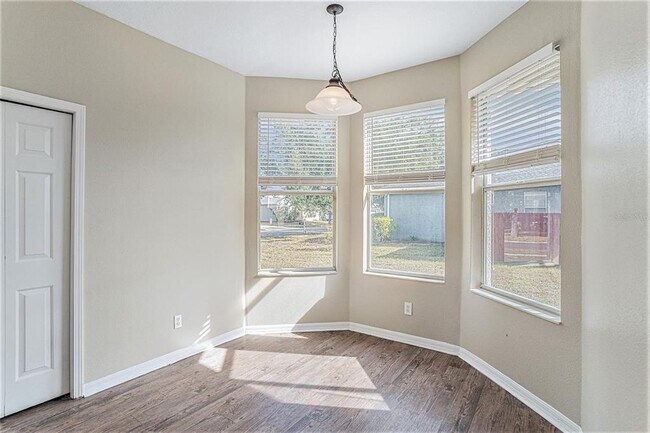 Building Photo - 8602 Sandy Plains Dr