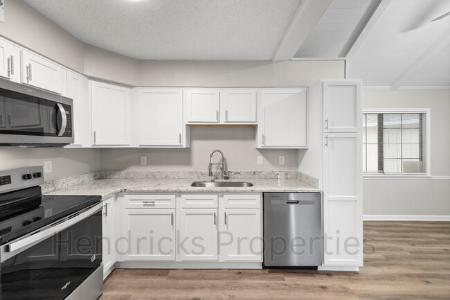 Building Photo - 1744 Weiner Rd