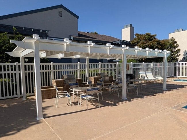 Building Photo - 1 Bed-1 Bath Single Story Condo on 2nd Floor located in El Cajon