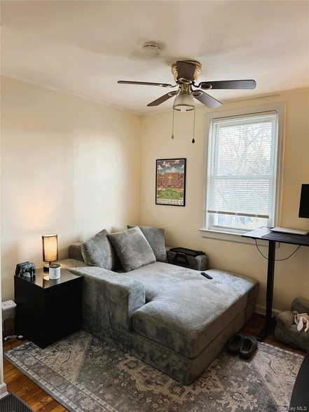 Building Photo - 42 Hamilton Rd