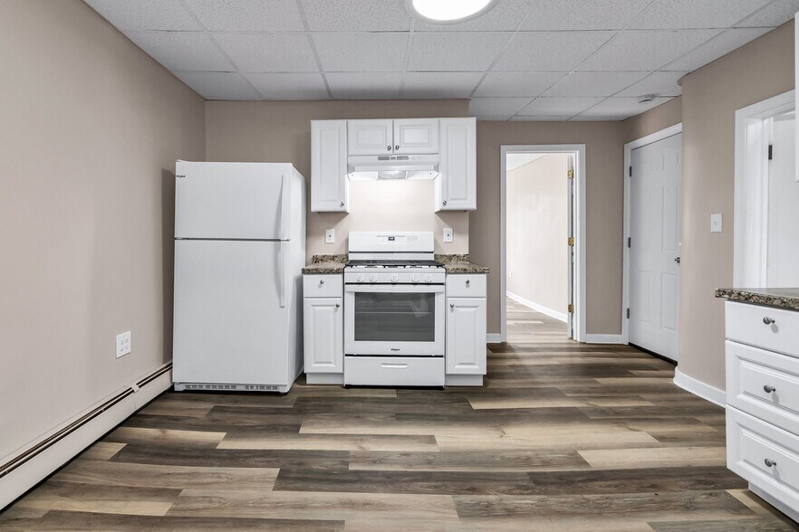 Building Photo - 153 Union St