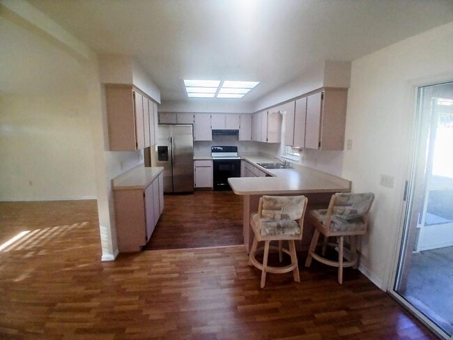 Building Photo - 301 Woodland Trl