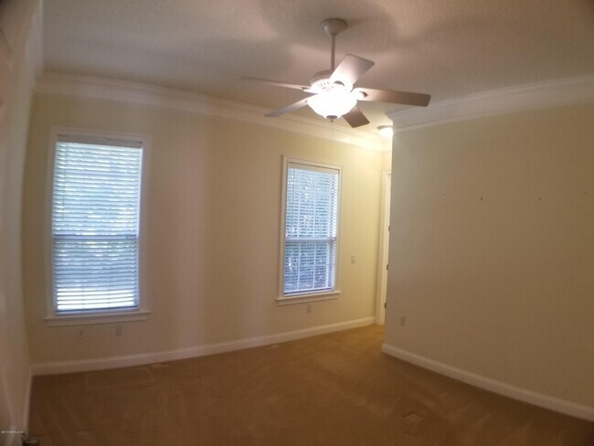 Building Photo - 2580 Heather Oaks Ct