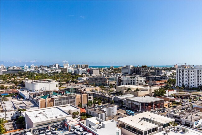 Building Photo - 1800 Sunset Harbour Dr