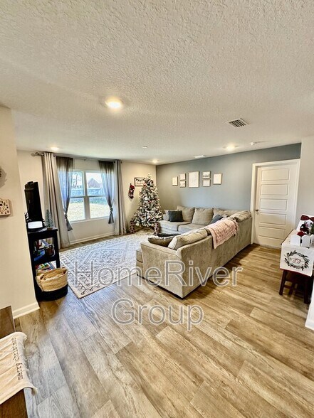 Primary Photo - 2316 Kirkwood Dr