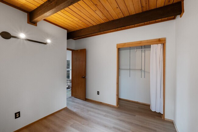 Building Photo - 1000-2221-2225-2229 Timothy Drive