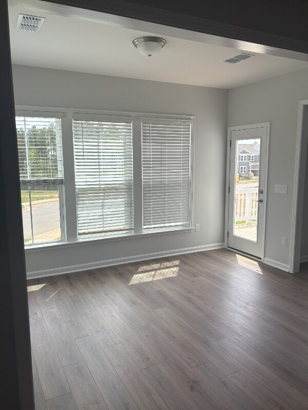 Building Photo - 152 Highpointe Dr
