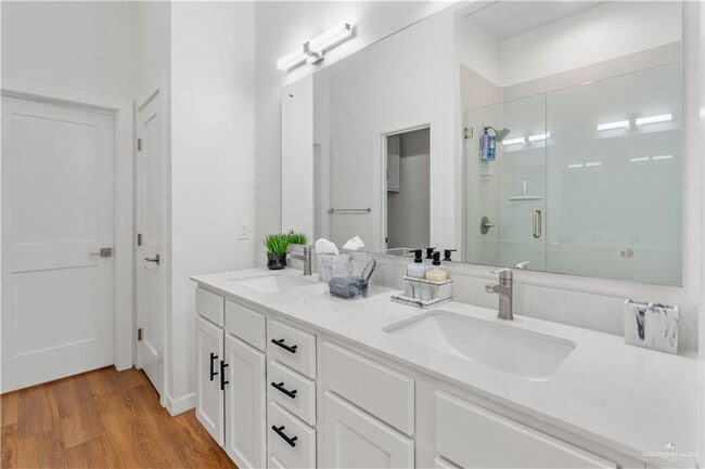 Building Photo - 25 West St