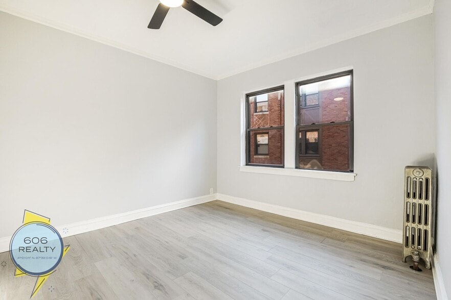 Building Photo - 5244.5 S Drexel Ave