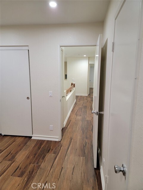 Building Photo - 11032 San Pasqual Ave