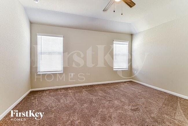 Building Photo - 4439 Meadowland Pl