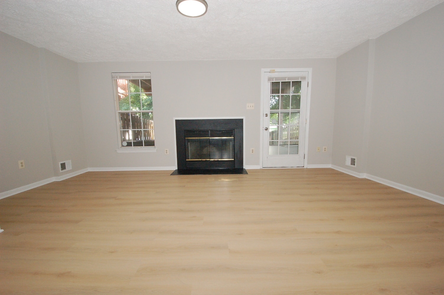 Basement family room -- 1 - 8916 Pembrook Woods