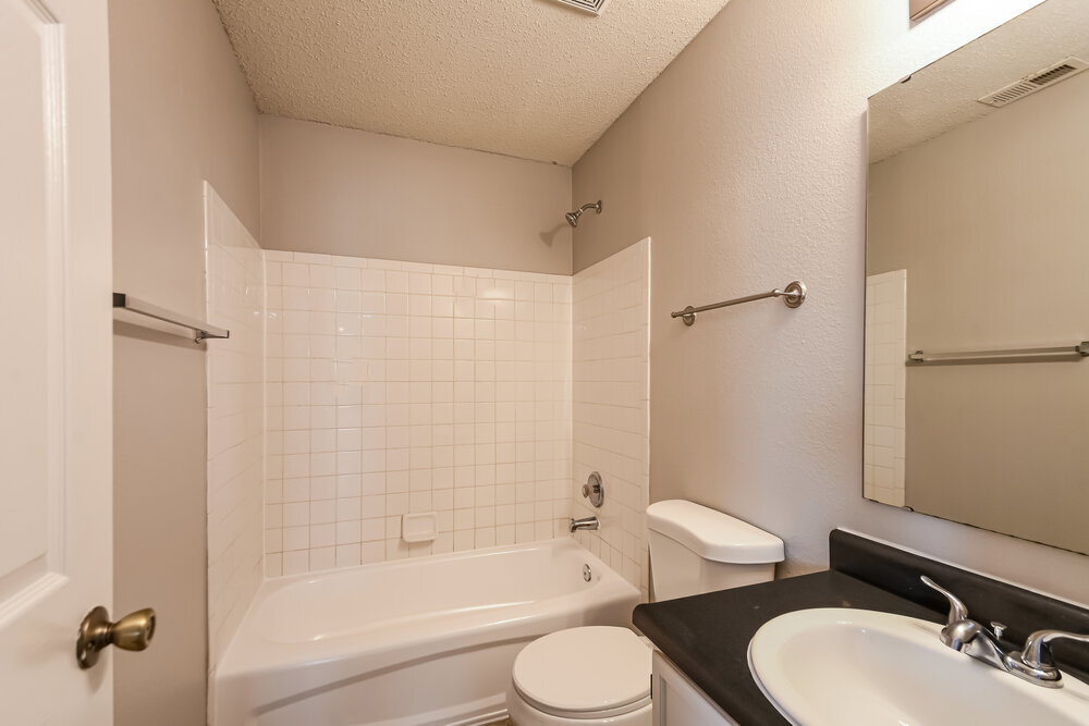 Building Photo - 144 Winterwood Dr