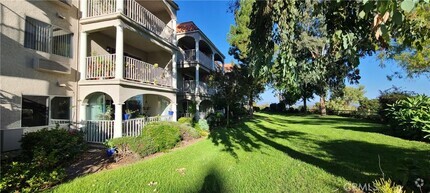 Building Photo - 4012 Calle Sonora Oeste