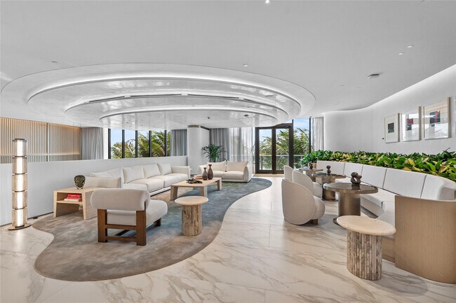 Building Photo - 900 N Ocean Blvd