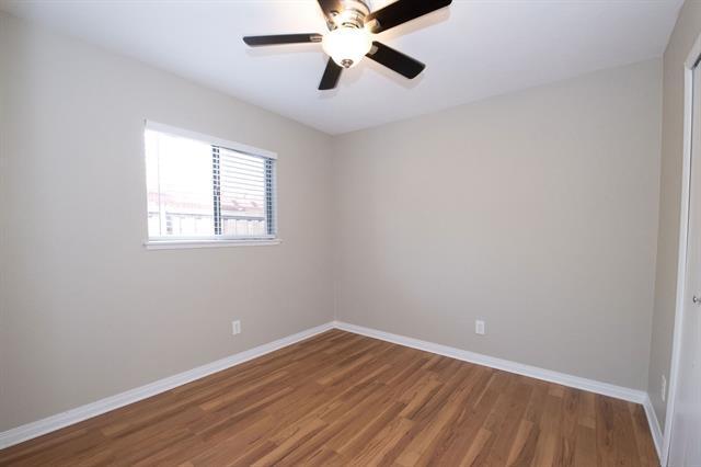 Building Photo - 418 Woodhurst Dr