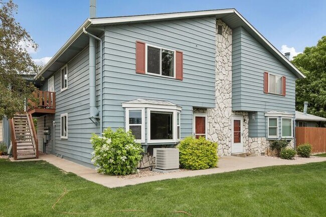 Building Photo - Townhome-Style Living with Greenbelt Views, Attached Garage & Community Pool!