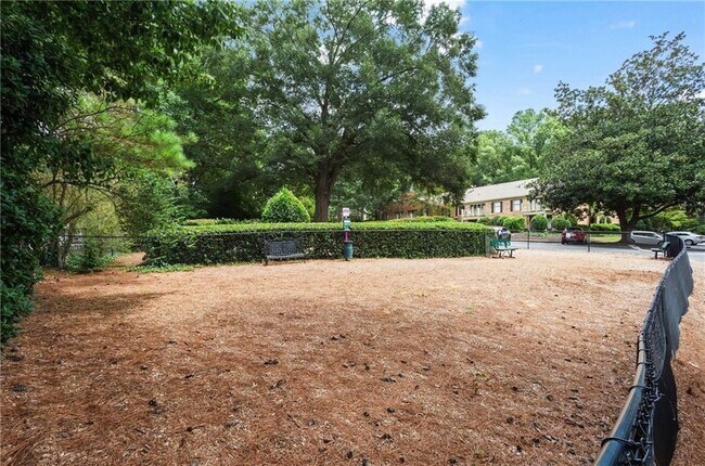 Building Photo - 3650 Ashford Dunwoody Rd NE